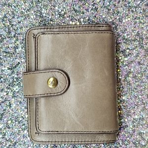 NWOT HOBO Vow Trifold Wallet in Ash